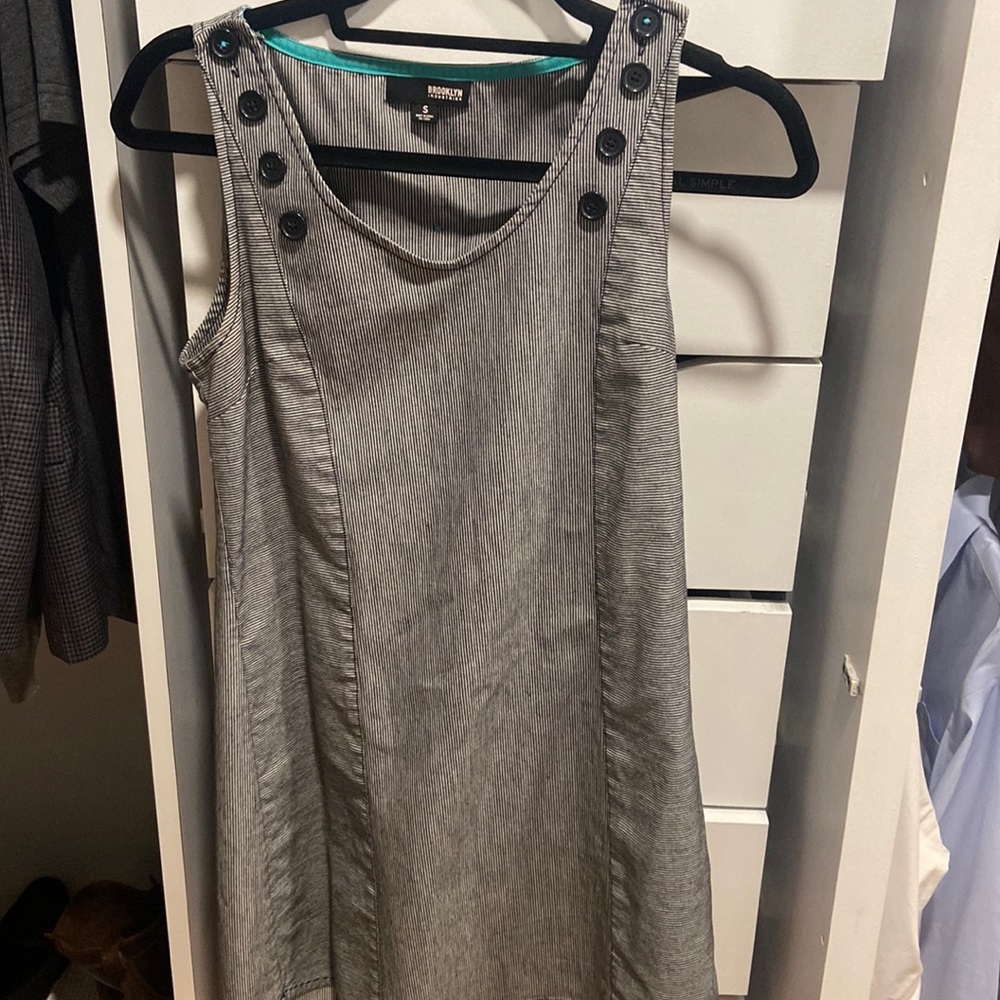 Short Brooklyn Industries size small dress